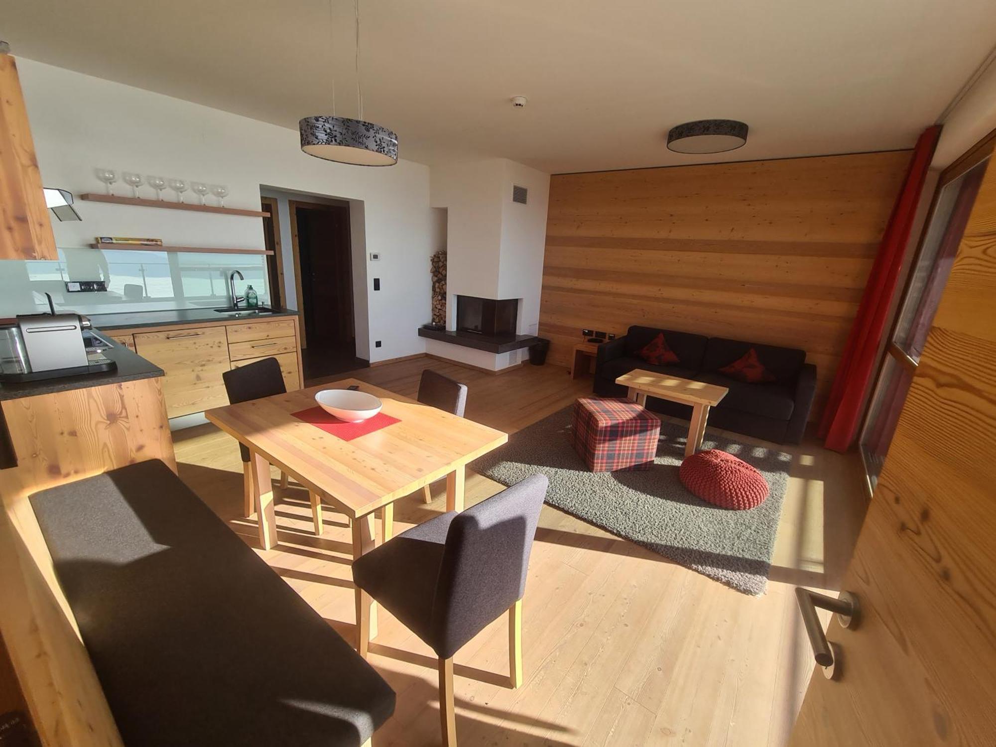Apartment Panoramablick Gerlitzen Inkl Hotelanbindung Pölling Eksteriør bilde